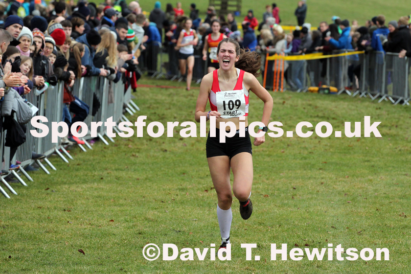 Womens under-17 Northern Cross Country Champs., Camp Hill Estate, Kirklington.  Photo: David T. Hewitson/Sports for All Pics